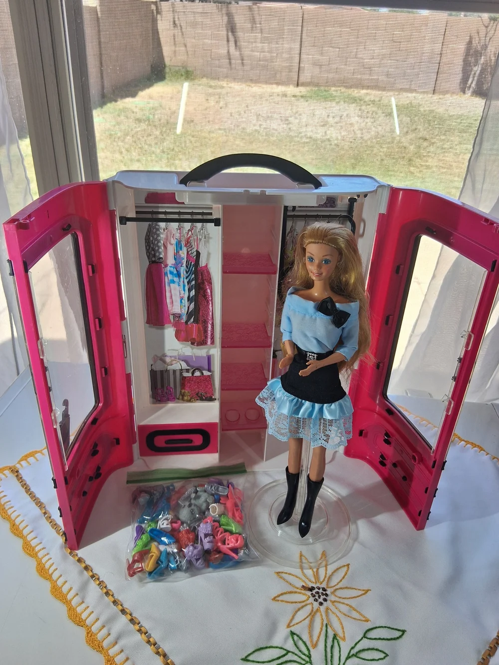 Mattel Pink Portable Doll Wardrobe Travel Case with Accessories